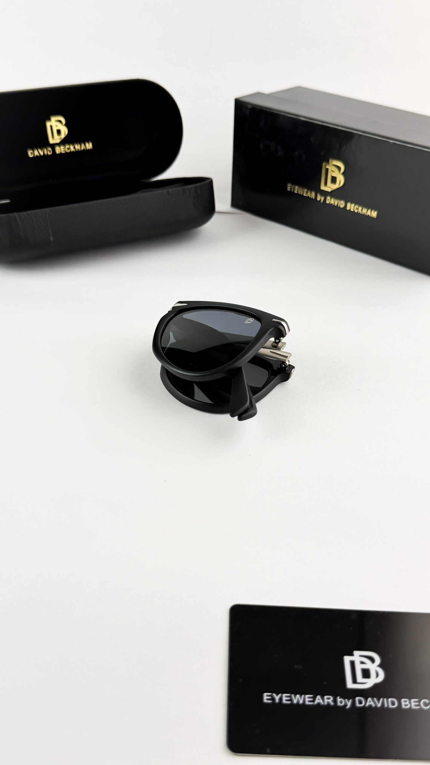 David Beckham silver_black_fold-104 - Image 5