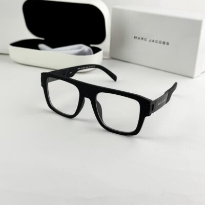 Marc Jacobs black plano 1004