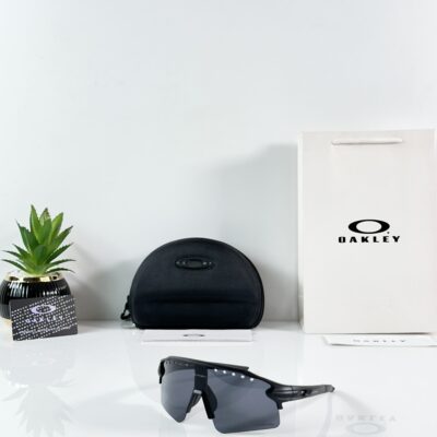 Oakley_0958_Black