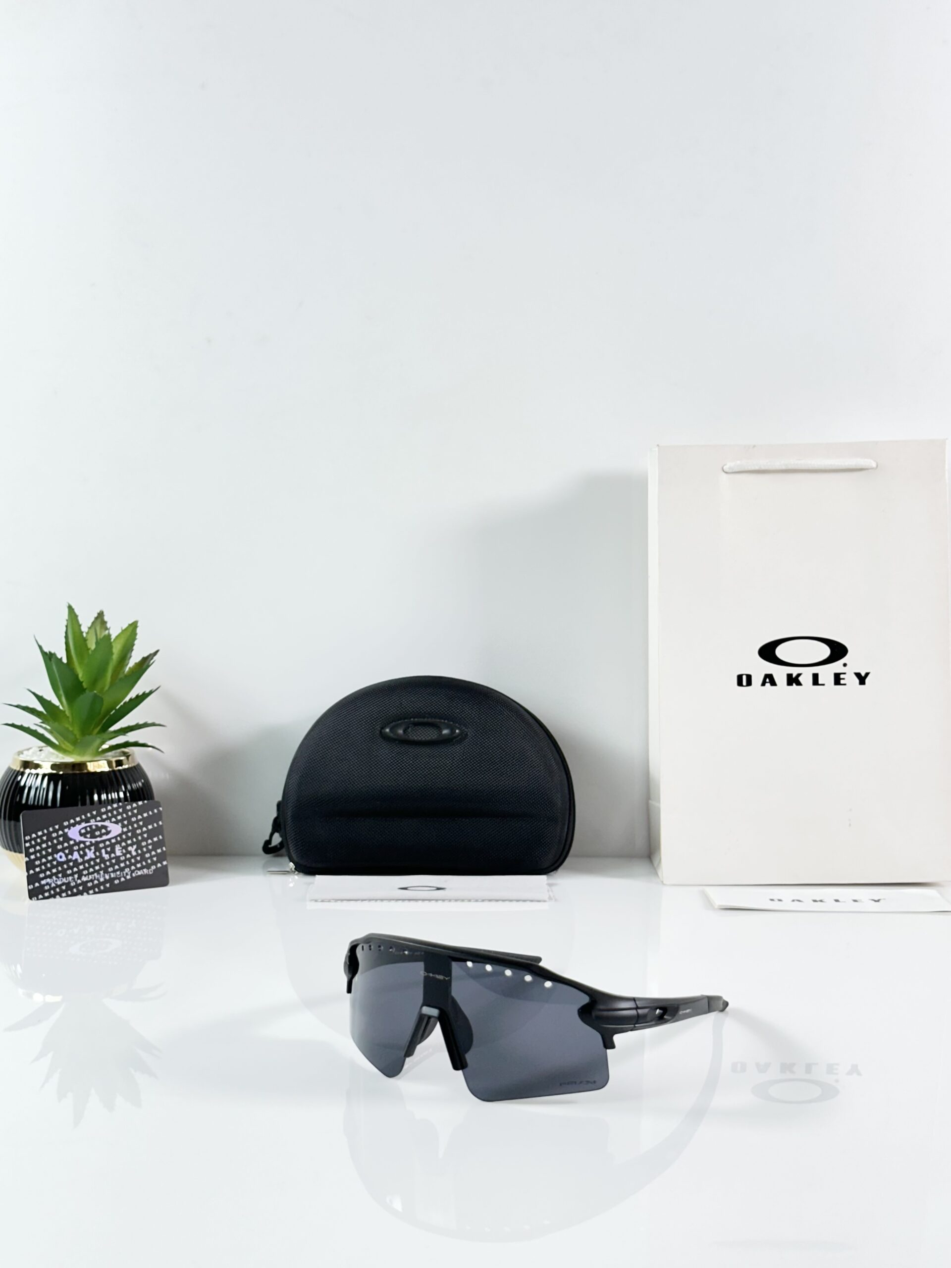 Oakley_0958_Black