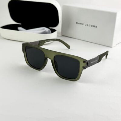 MARC JACOBS green 1004