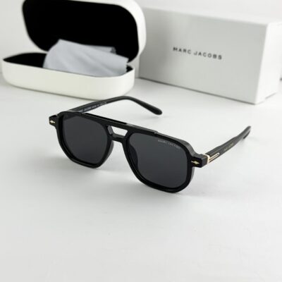 Marc Jacobs black 11-36