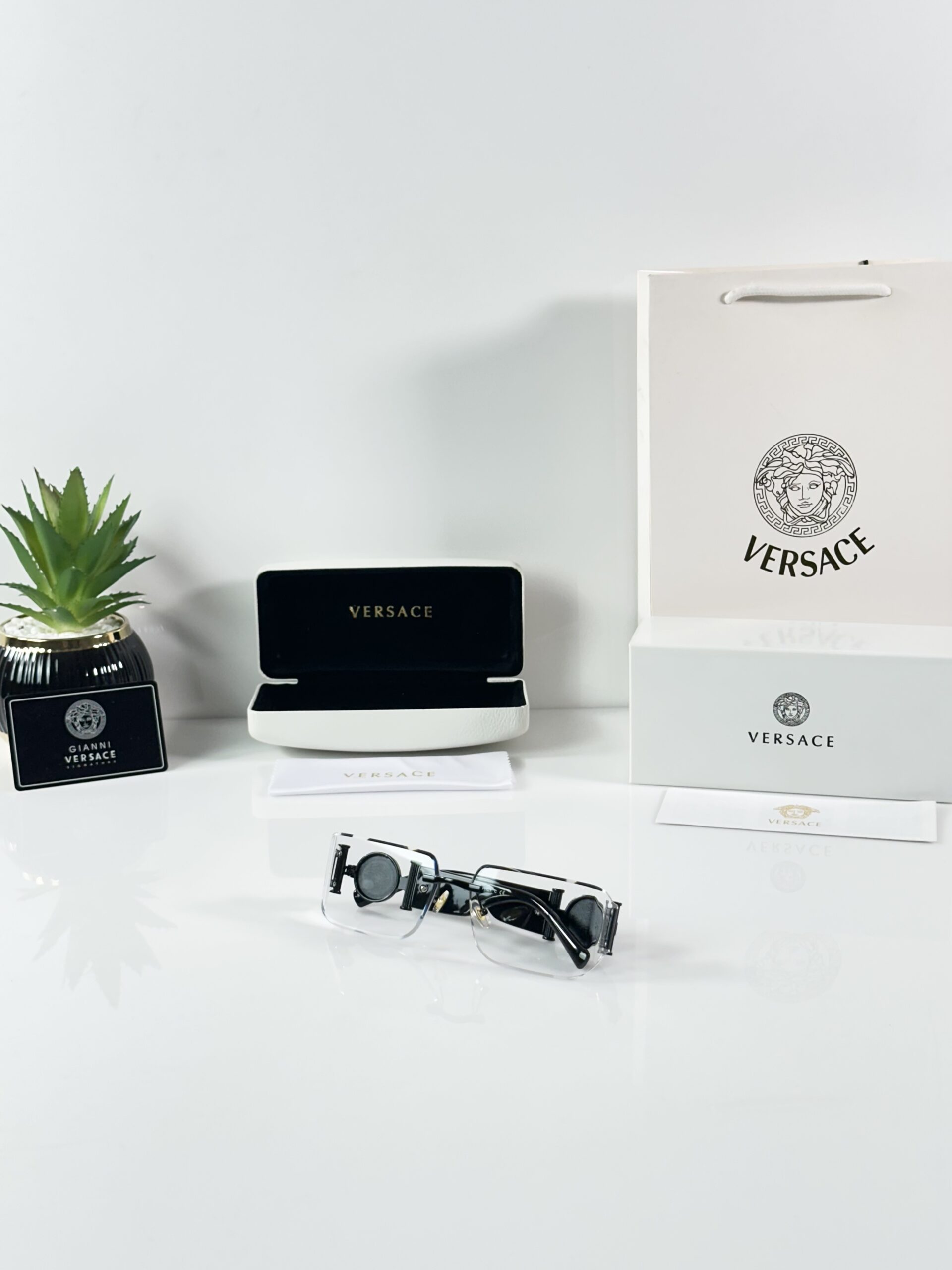 Versace 6772 Black Day - Image 4
