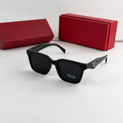 Prada_black_19cy